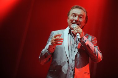 Çek popüler şarkıcı Karel Gott