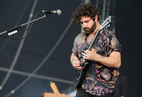 Жеребят - Yannis Philippakis