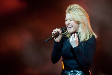 Popüler şarkıcı Ellie Goulding