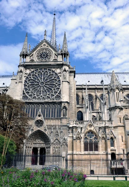 Paris 'teki Notre Dame Katedrali — Stok fotoğraf