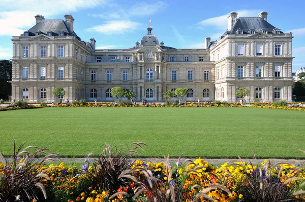 A párizsi Luxembourg palota — Stock Fotó