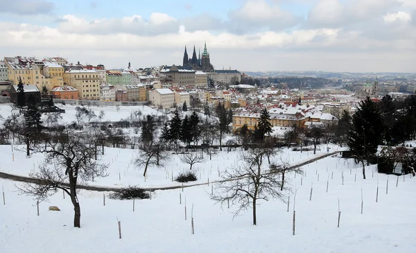 Prager Burg im Winter — Stockfoto