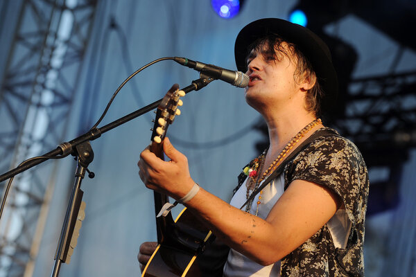 Певец Пит Доэрти
