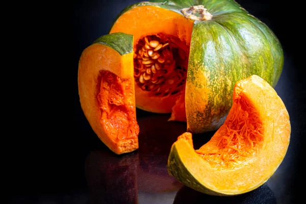 Färsk Pumpa Grädde Soppa Med Gräddfil Höstens Lunchkoncept Hälsosam Maträtt — Stockfoto