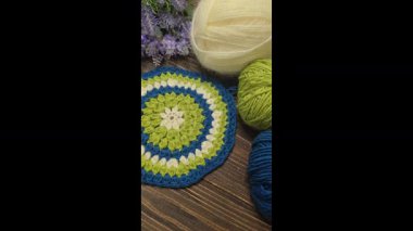 Ev dekorasyonu, moda ya da tekstil için uygun renkli örgü kumaşı. Örgü dersleri. Yapay zeka öğrenmek için örgü kalıpları.