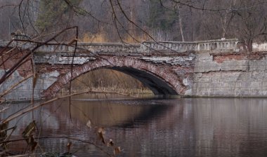 Yalnız cesur Köprüsü