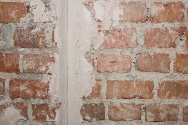 Alçılı tuğla duvar
