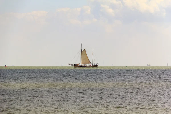 W bezmiarze Markermeer — Zdjęcie stockowe