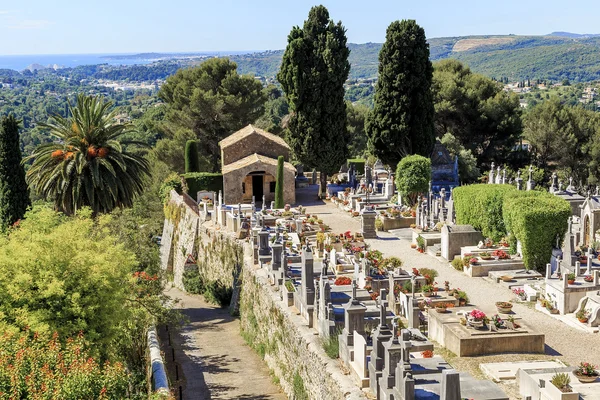 Cementerio en Provenza, Francia — Foto de Stock