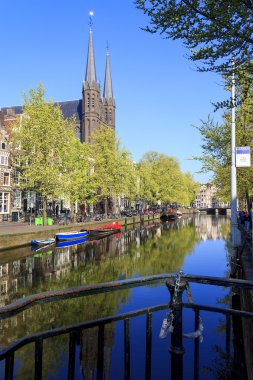 Amsterdam Katolik Kilisesi