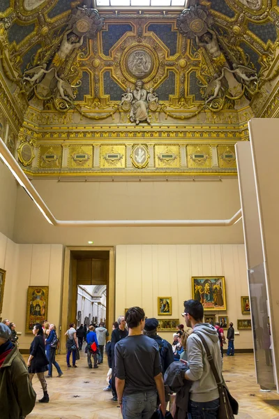 Louvre salonlarında — Stok fotoğraf