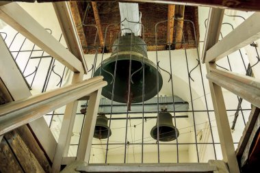 Çanlar Yaroslavl içinde kutsal başkalaşım manastır