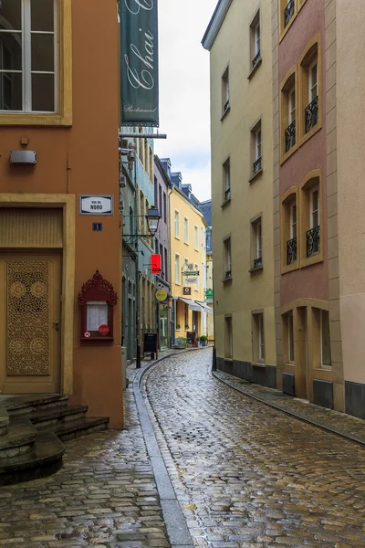 在卢森堡的市中心的一条小巷 — 图库照片