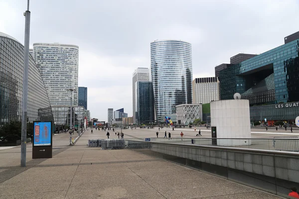 Gökdelenler Paris - La Defanse — Stok fotoğraf