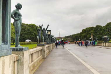 Vigeland Park, köprü