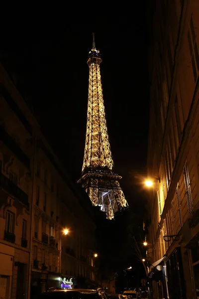 Natt belysning av Paris — Stockfoto