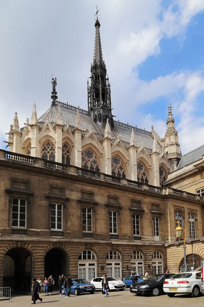 Часовня Сент-Шапель в Париже — стоковое фото