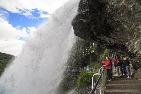 Cascata Steinsdalsfossen in Norvegia — Foto Stock