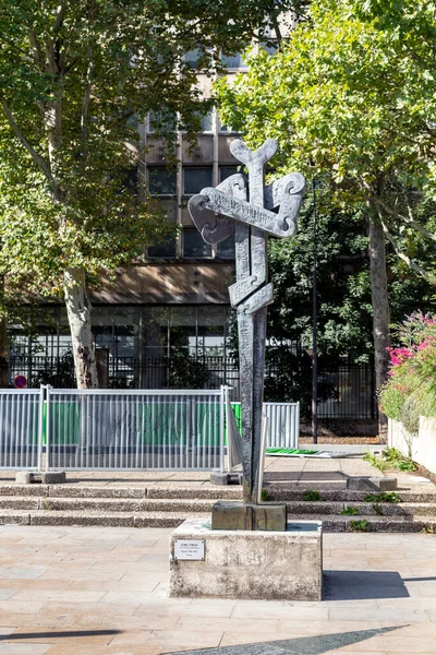 París Francia Agosto 2019 Esta Una Escultura Moderna Fiesole Escultor — Foto de Stock