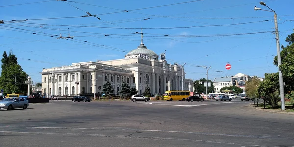 Odessa Ukraine June 2020 Площа Вокзалу Будівля Головного Пасажирського Залізничного — стокове фото