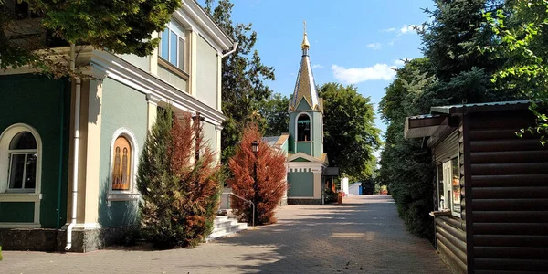 Odessa Ucrania Junio 2019 Este Callejón Cerca Iglesia San Nicolás —  Fotos de Stock