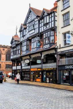 CHESTER, GREAT BRITAIN - 14 Eylül 2014: Bunlar şehir merkezindeki ortaçağ tarihi evleri.