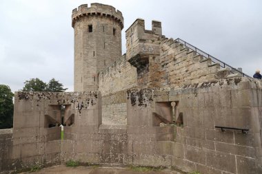 WARWICK, GREAT BRITAIN - 15 Eylül 2014: Guy Tower Warwick Kalesi 'nin ortaçağ tahkimatı.