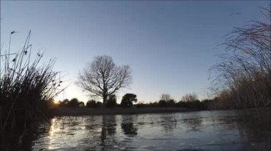 Kamp göl günbatımı