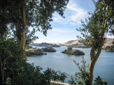 Ebu Simbel ve Aswan şehir