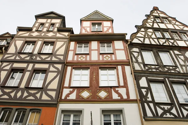 Almanya yarı ahşap evleri