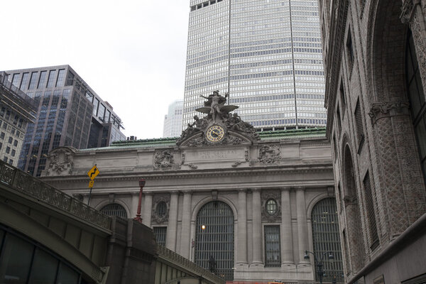 Facade of the main train station in New York, Grand Central Terminal