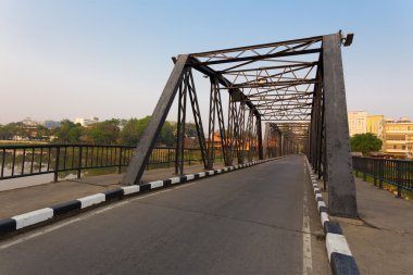 Chiang Mai's eski çelik köprü