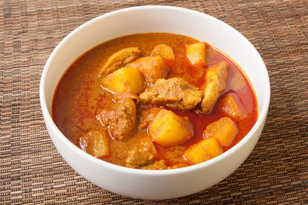 Pollo rojo tailandés picante al curry — Foto de Stock