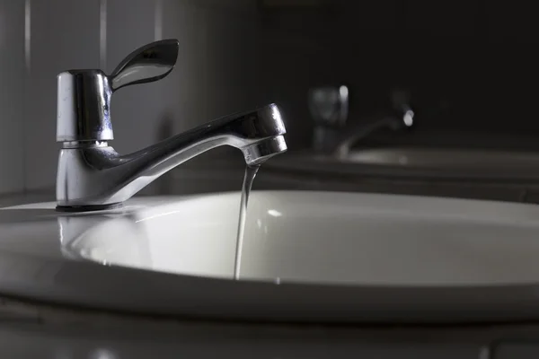 School's bathroom water faucets