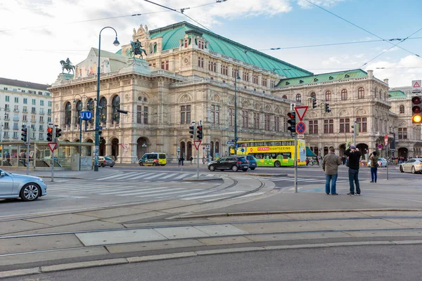 Wien Österreich April 2015 Blick Auf Die Wiener Staatsoper — Stockfoto