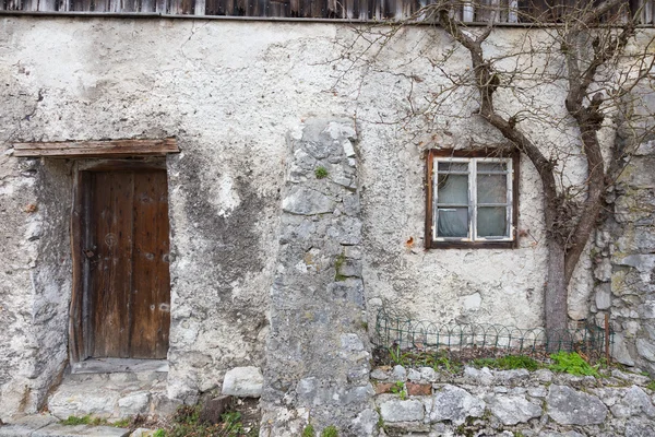 Vieux mur de pierre de Hallstatt — Photo