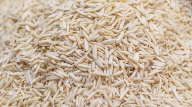 Badem ezildi. Vejetaryen organik yiyecekler. Fındık ve çekirdekler