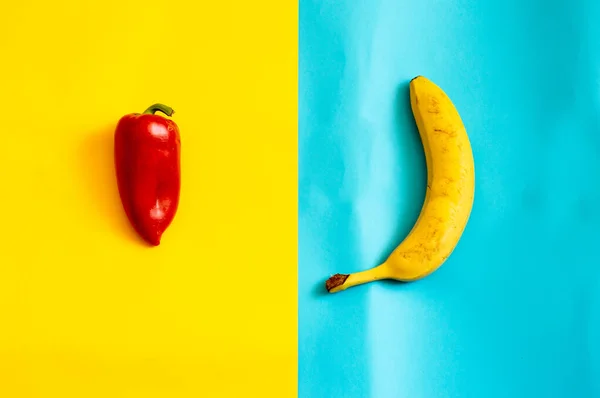 Minimalist bir arka planda meyvelerin yaşamı