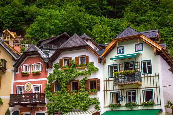 Célèbre Village Montagne Hallstatt Bâtiments Colorés Pittoresques Hallstatt Autriche — Photo