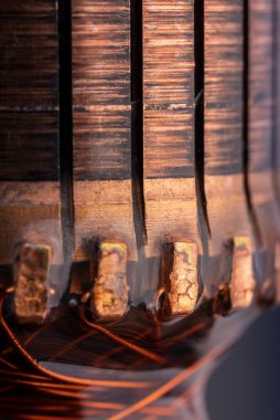 Elektrikli motorun bakır değiştirici çubuğu. Elektrikli motor rotoru.