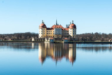 Hollanda Eyaleti 'nin göl manzarası