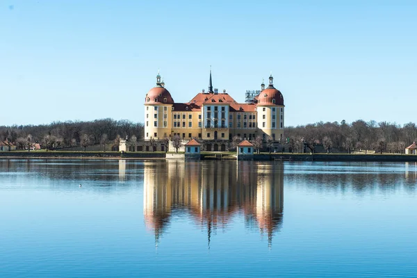 Hollanda Eyaleti 'nin göl manzarası