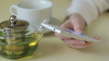 gönüllülük telefon Cafe kız