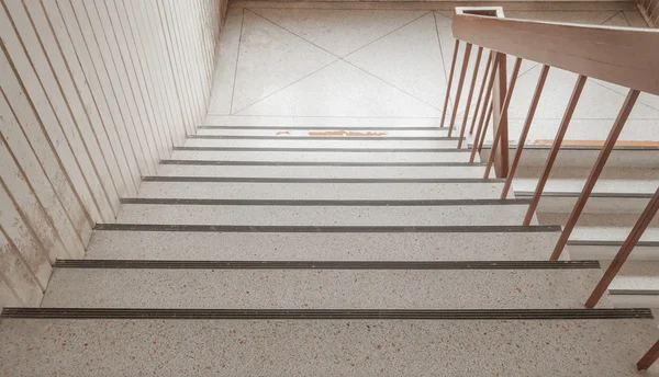Kő lépcsők út lefelé — Stock Fotó