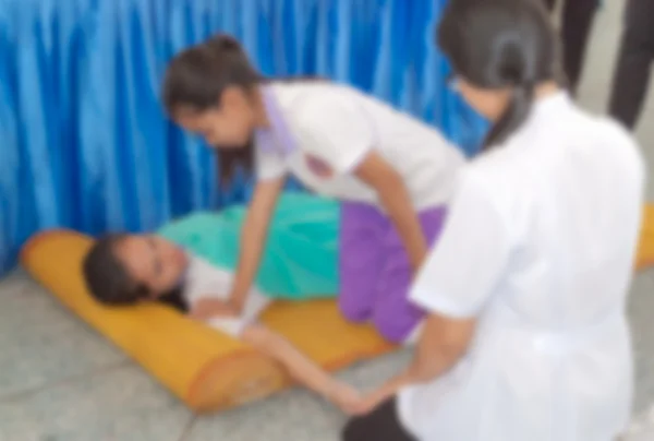 Massage Thailand, oskärpa suddig avsnitt student i kursen studie av massage Thailand . — Stockfoto