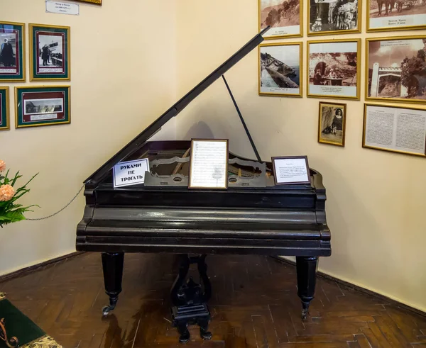 Novyj Svet Crimeia Setembro 2020 Velho Piano Cauda Dos Quartos — Fotografia de Stock