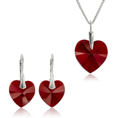 Takı Swarovski taşlarla ayarla