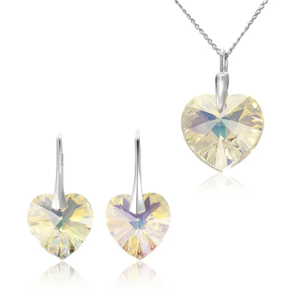 Takı Swarovski taşlarla ayarla