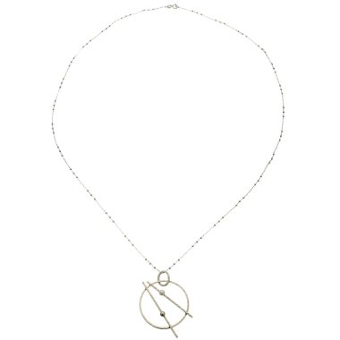 beyaz zemin üzerine Gümüş Zincir