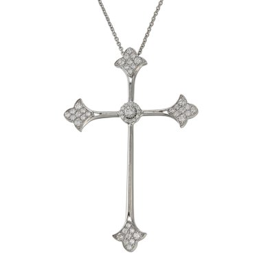 Kadın el siyah bir arka plan üzerinde gümüş takı